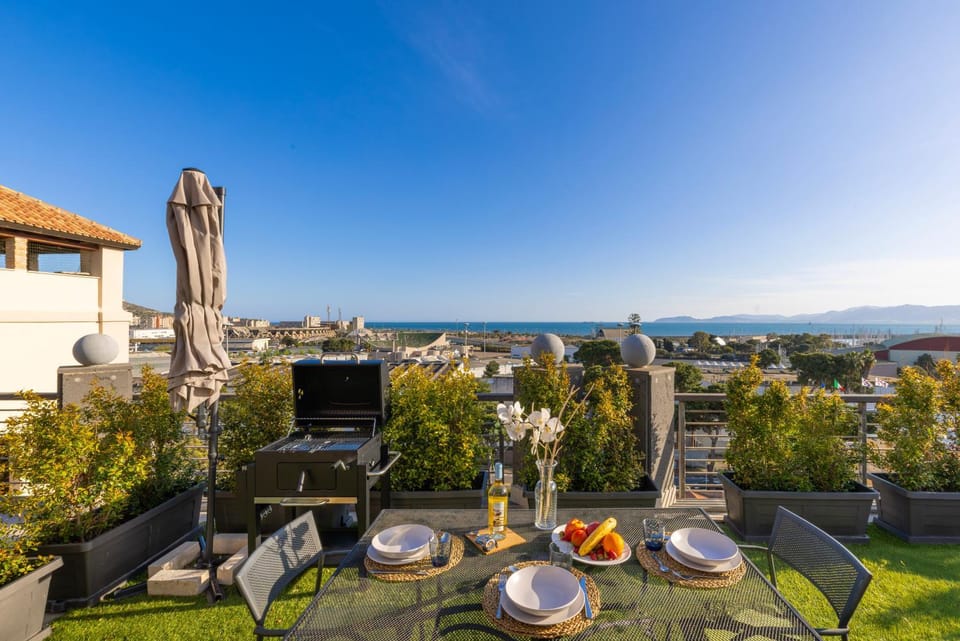 Patio, View (from property/room), Balcony/Terrace, Sea view