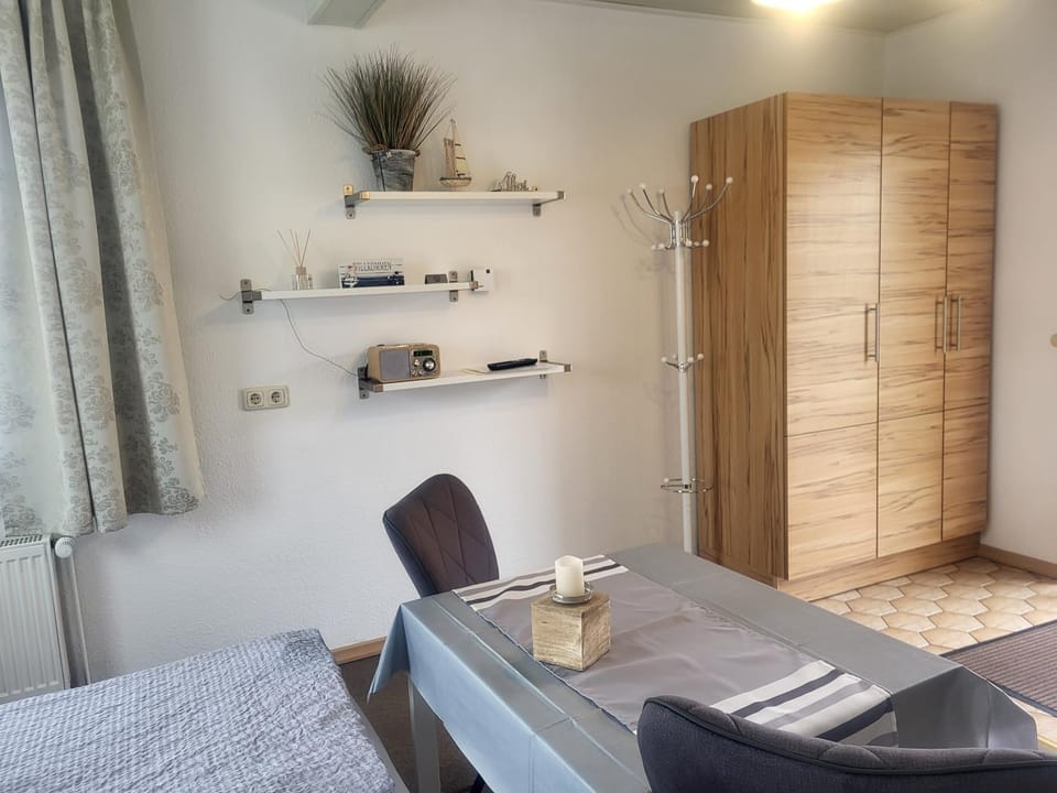Photo of the whole room, wardrobe