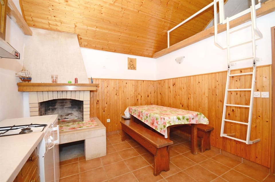 Other, Seating area