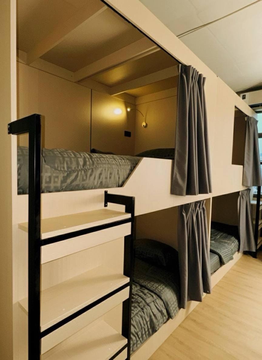 Holy Hostel Sathorn Apartment in Bangkok