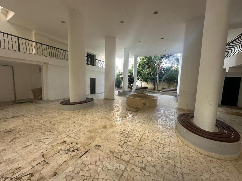 Zineb Seaside Escape Luxury, Perfect Location Apartment in Tangier