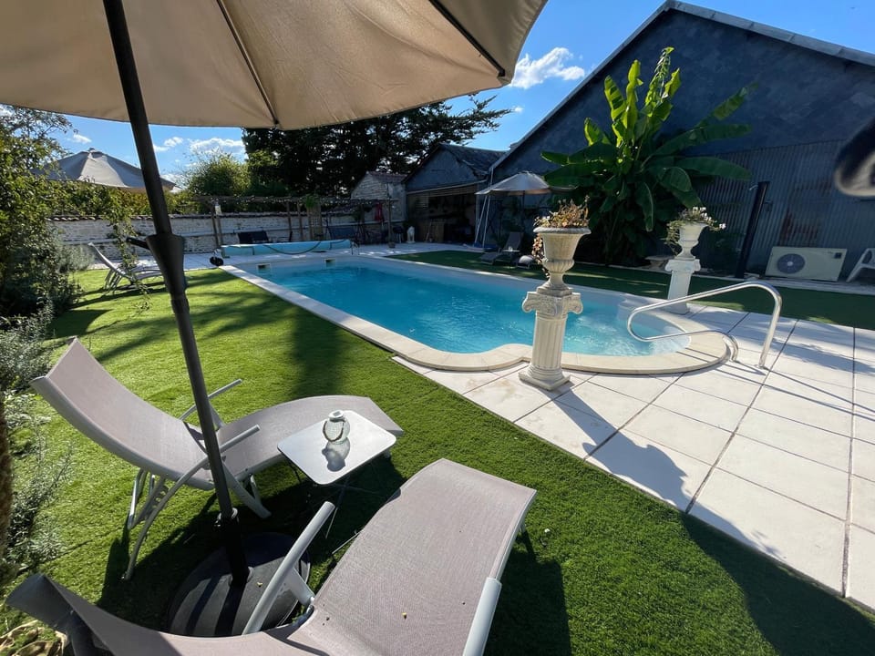 Swimming pool, Swimming pool, sunbed