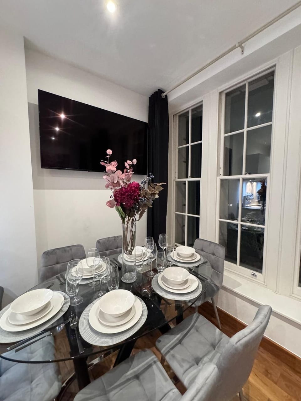 2BD Luxurious Holborn Apartments Apartment in London Borough of Islington