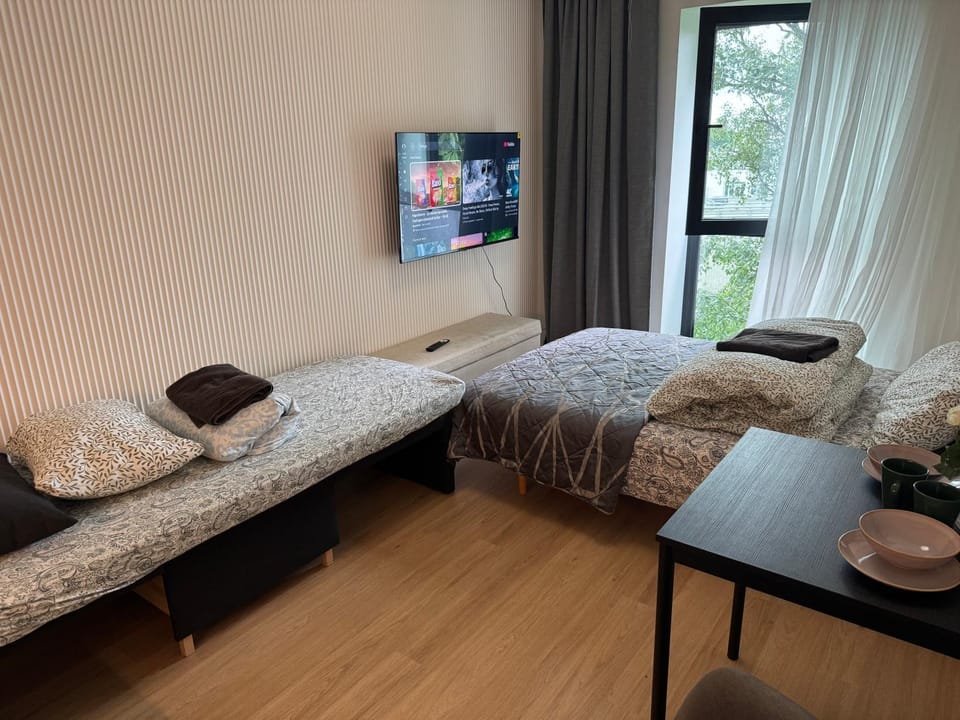 Rocca Tower Bedroom with private shower & kitchen Apartment in Tallinn