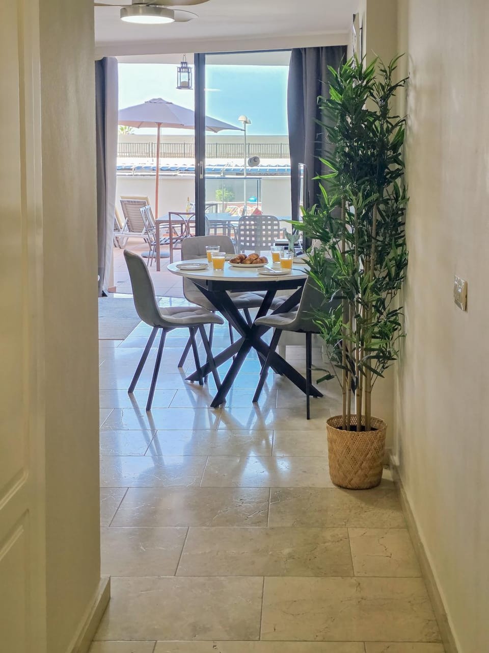 Balcony/Terrace, Dining area