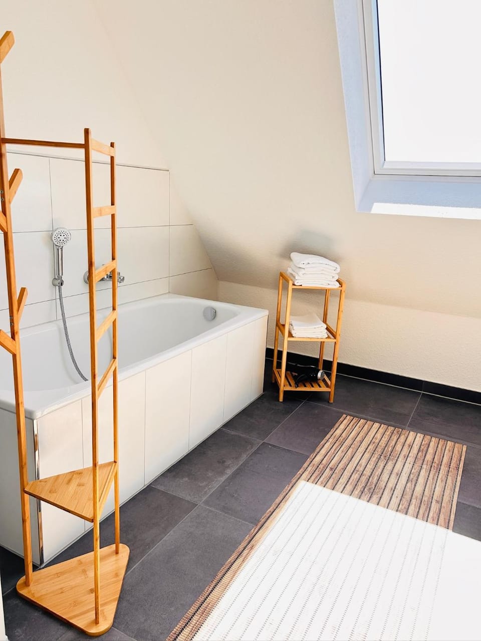 Bathroom, Bath
