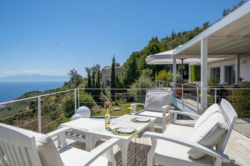 5BR Villa with Private Pool and Aegean Views Villa in Muğla Province