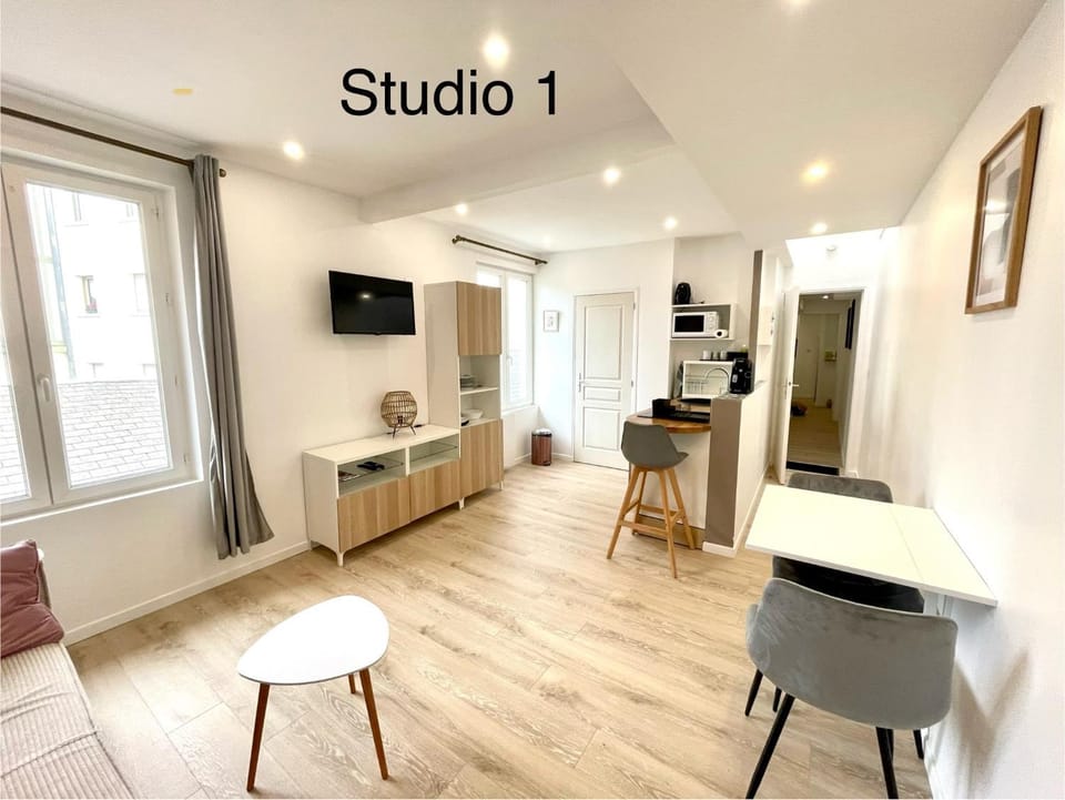 Hyper centre! Magnifique studio neuf à proximité directe de la gare et place morny Apartment in Deauville