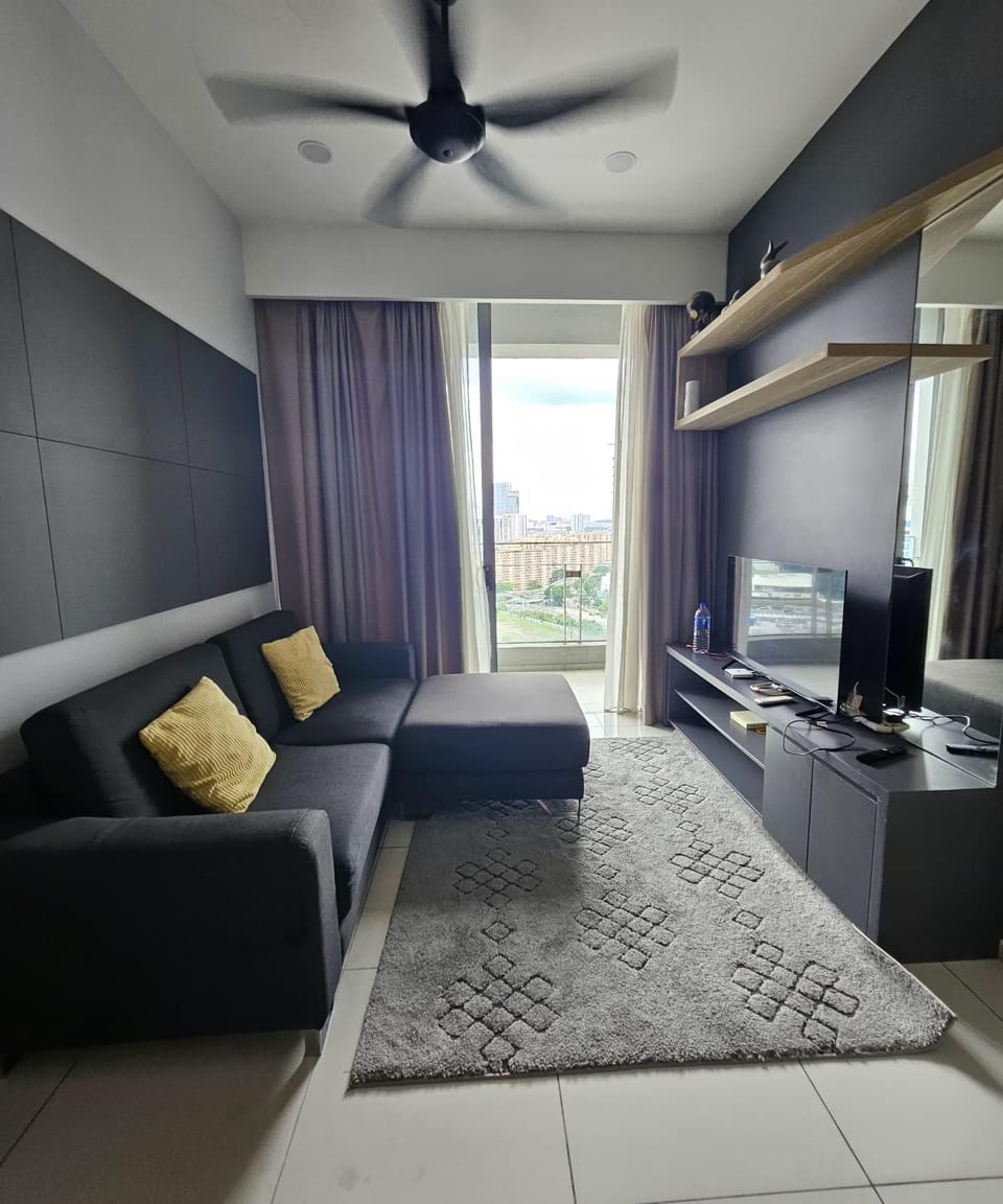 TV and multimedia, Living room, Photo of the whole room, Seating area