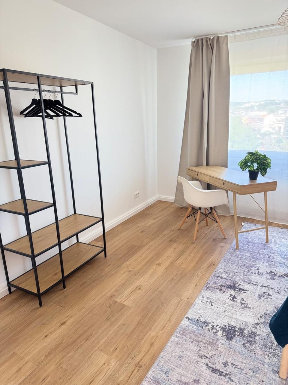 Bedroom, wardrobe