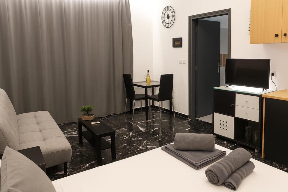 TV and multimedia, Seating area