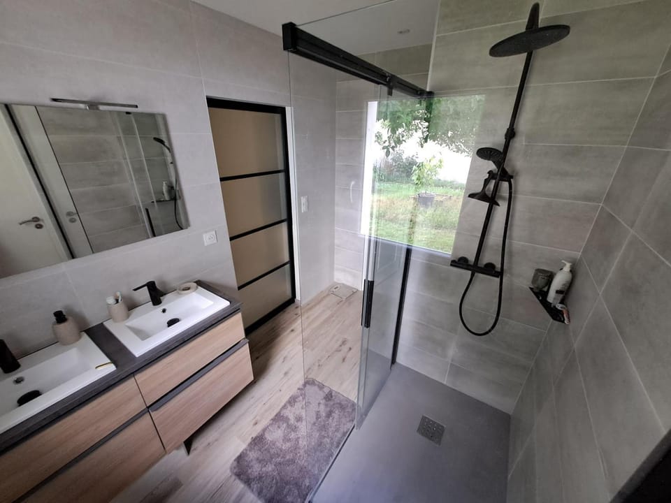 Chambre chez nous Vacation rental in Pays de la Loire