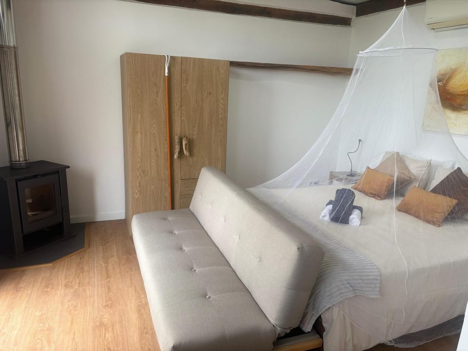 Bed, Bedroom, heating, wardrobe