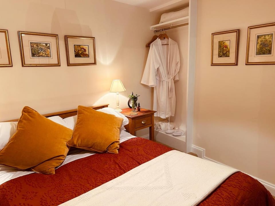 Cotswolds Retreat House in Wychavon District