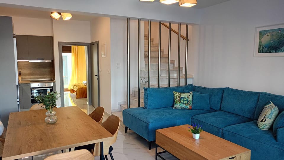 Emma House, 250m from the beach House in Nikiti