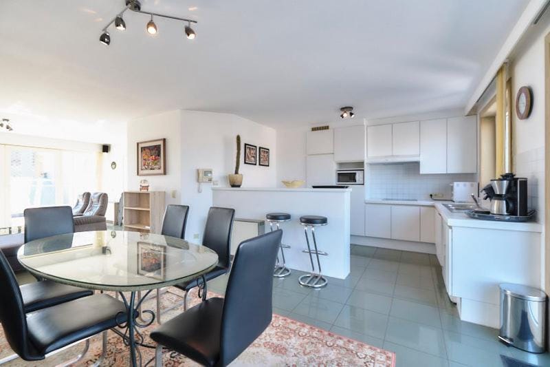 LECOMTE - City side family escape 73 Apartment in Ostend