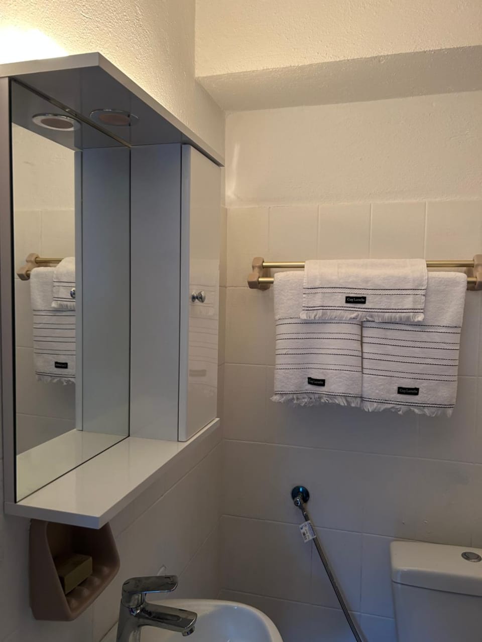 Hera's Hideaway Apartment in Samos, Greece