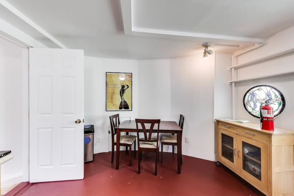 Spacious Studio Near Golden Gate Park House in San Francisco