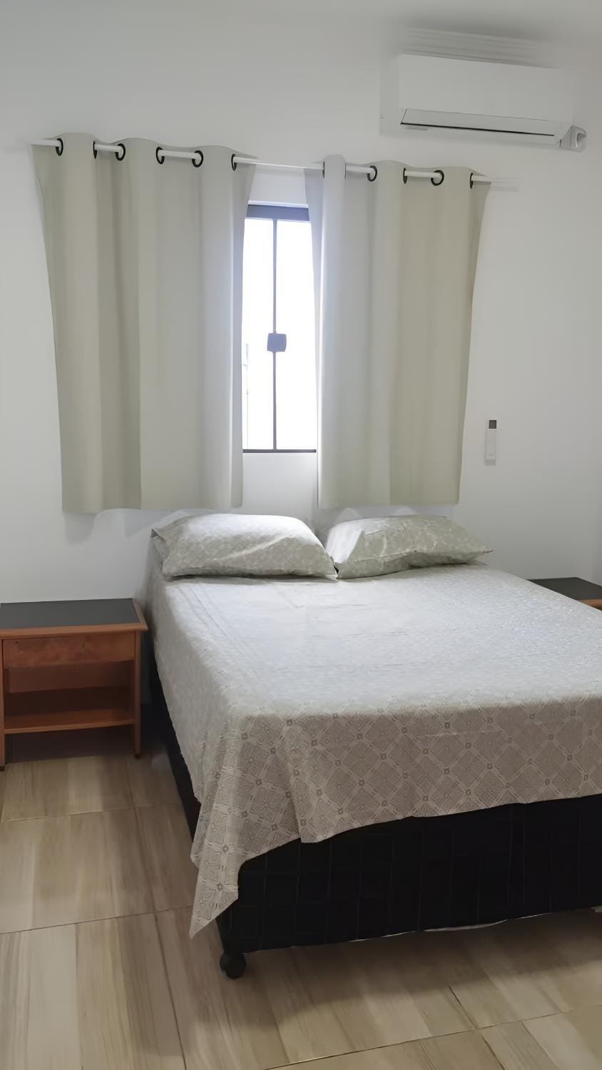 Bed, air conditioner