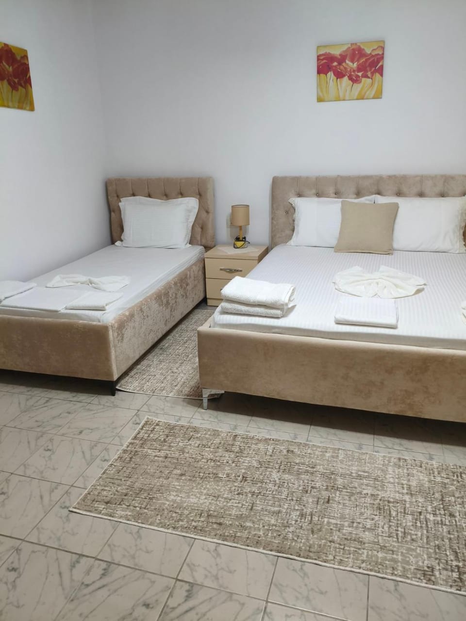 Bed, TV and multimedia, Bedroom, air conditioner