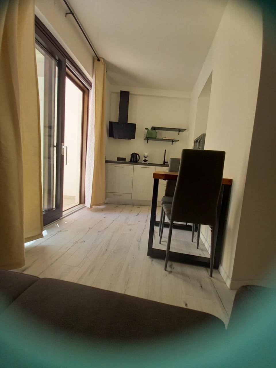 TV and multimedia, Kitchen or kitchenette, Dining area