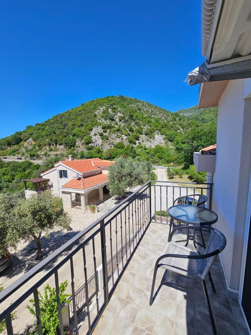 Vila Luchice studio with sea view Apartment in Budva Municipality