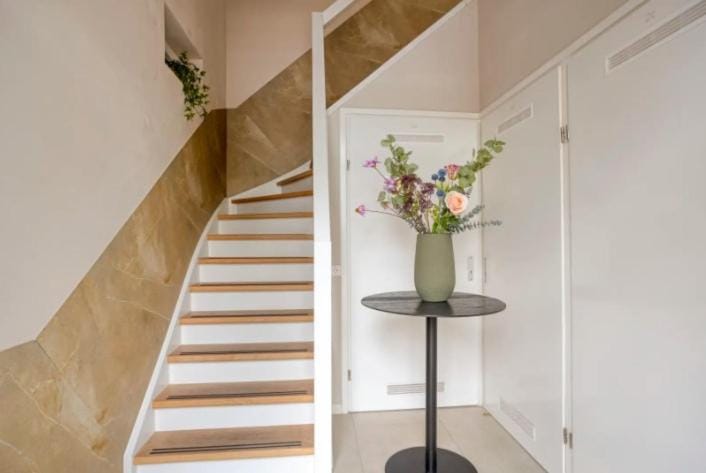 Stylish Apartment with Beamer Near the Station Apartment in South Holland (province)