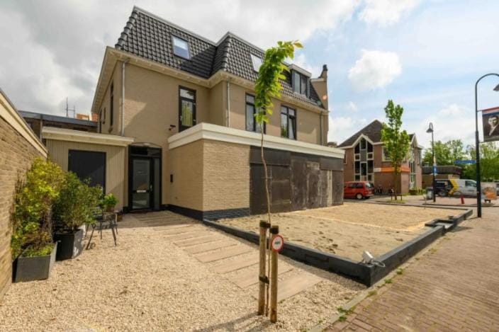 Stylish Apartment with Beamer Near the Station Apartment in South Holland (province)