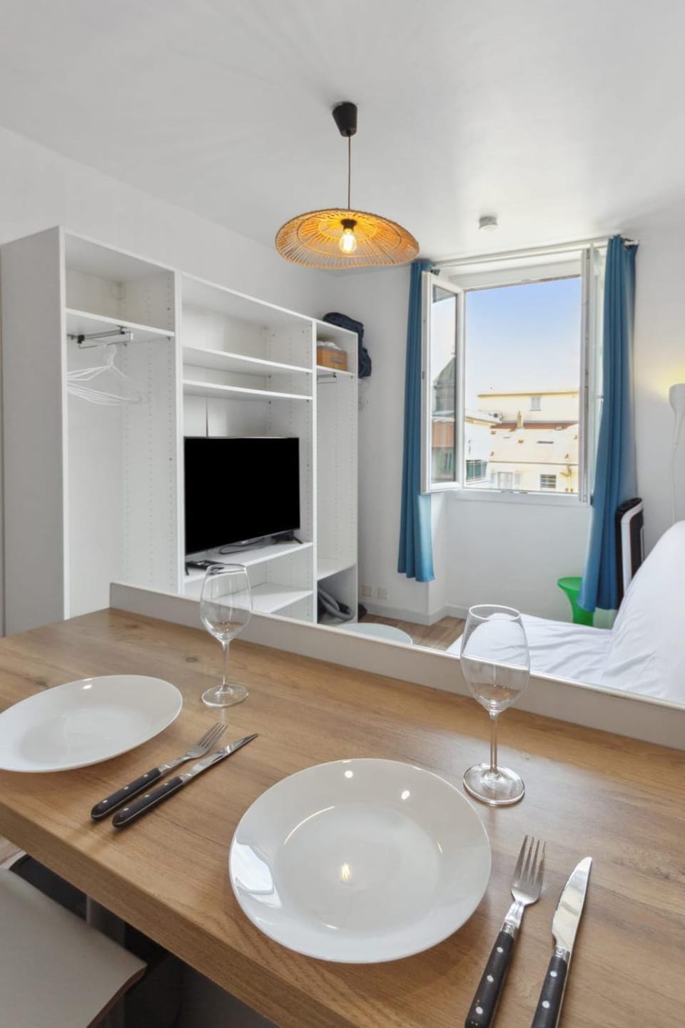 L'Opéra - Hypercentre - Cosy - No elevator - Minimalist - Sea Apartment in Nice