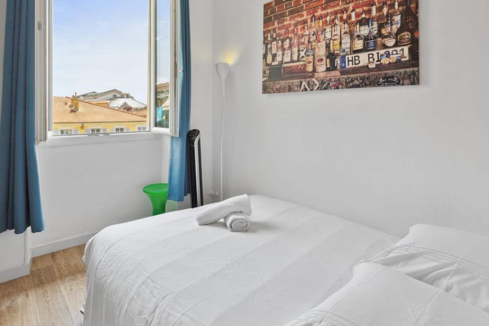 L'Opéra - Hypercentre - Cosy - No elevator - Minimalist - Sea Apartment in Nice