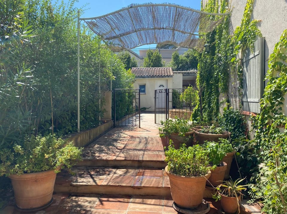 Facade/entrance, Garden, Swimming pool