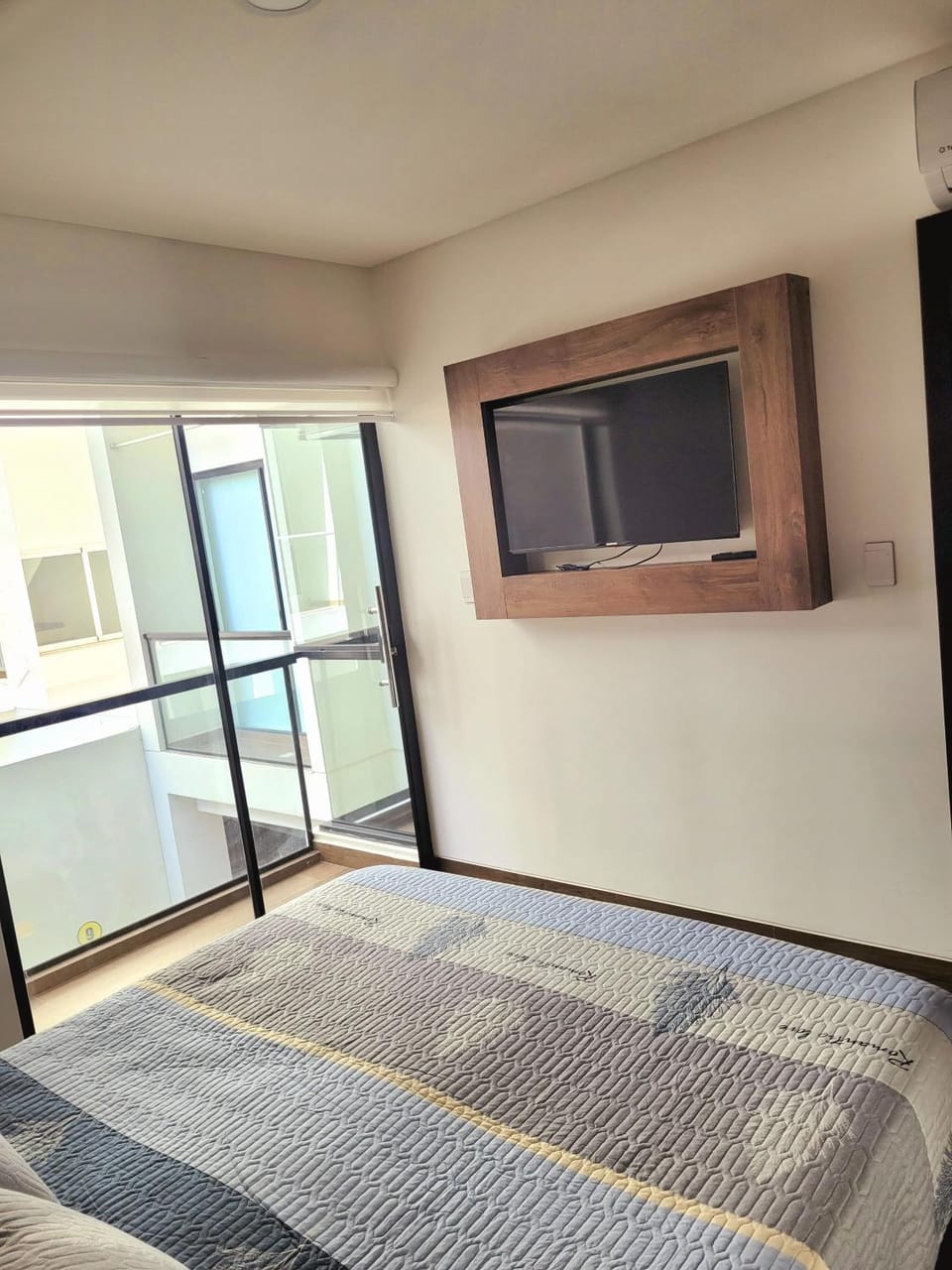 TV and multimedia, Bedroom