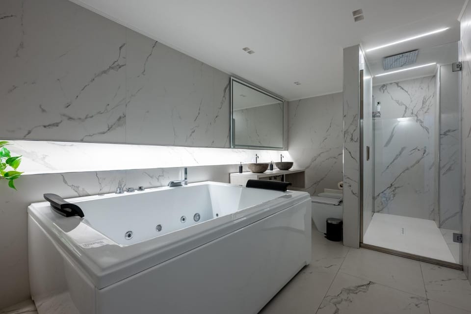 Bathroom, Public Bath, Bath