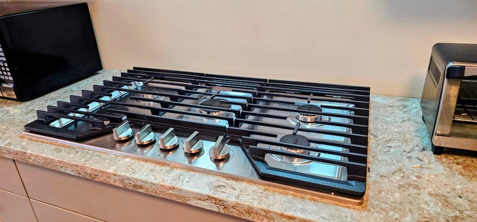 Kitchen or kitchenette, stove