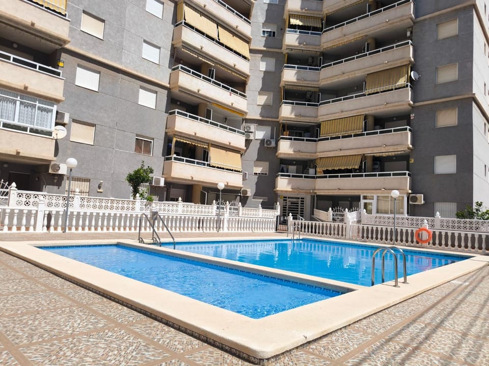 Property building, Swimming pool