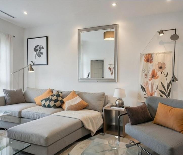 Living room, Photo of the whole room, Seating area
