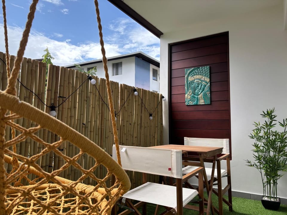 Patio, Day, Garden, View (from property/room), Balcony/Terrace, Garden view