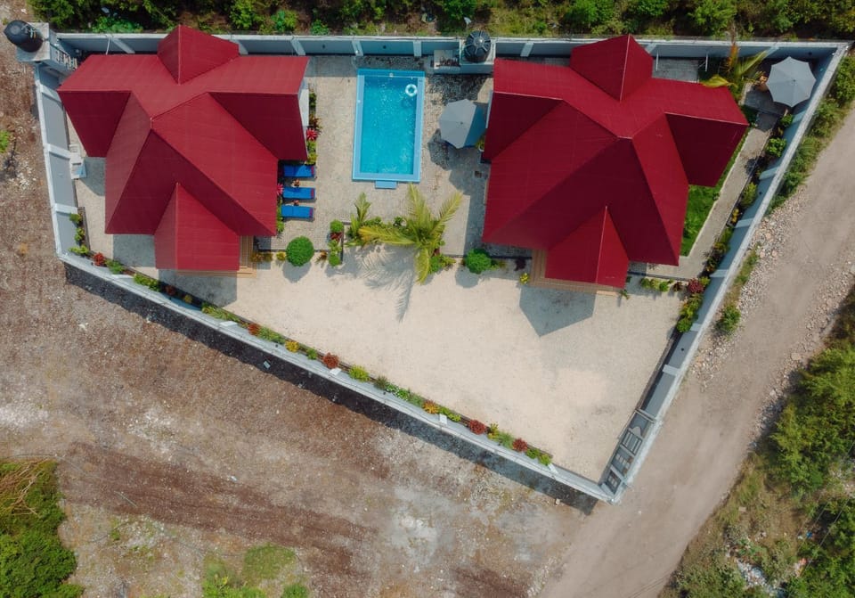 Sun Villa Zanzibar- Private Pool, 2 Houses & games Villa in Tanzania