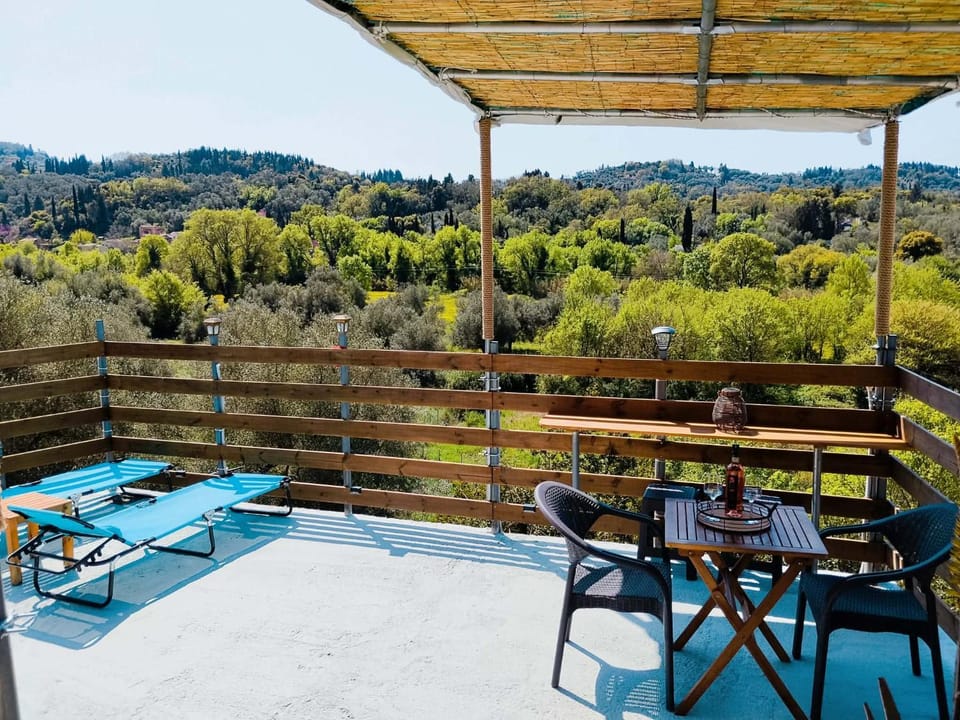 Natural landscape, View (from property/room), Balcony/Terrace, Mountain view, sunbed