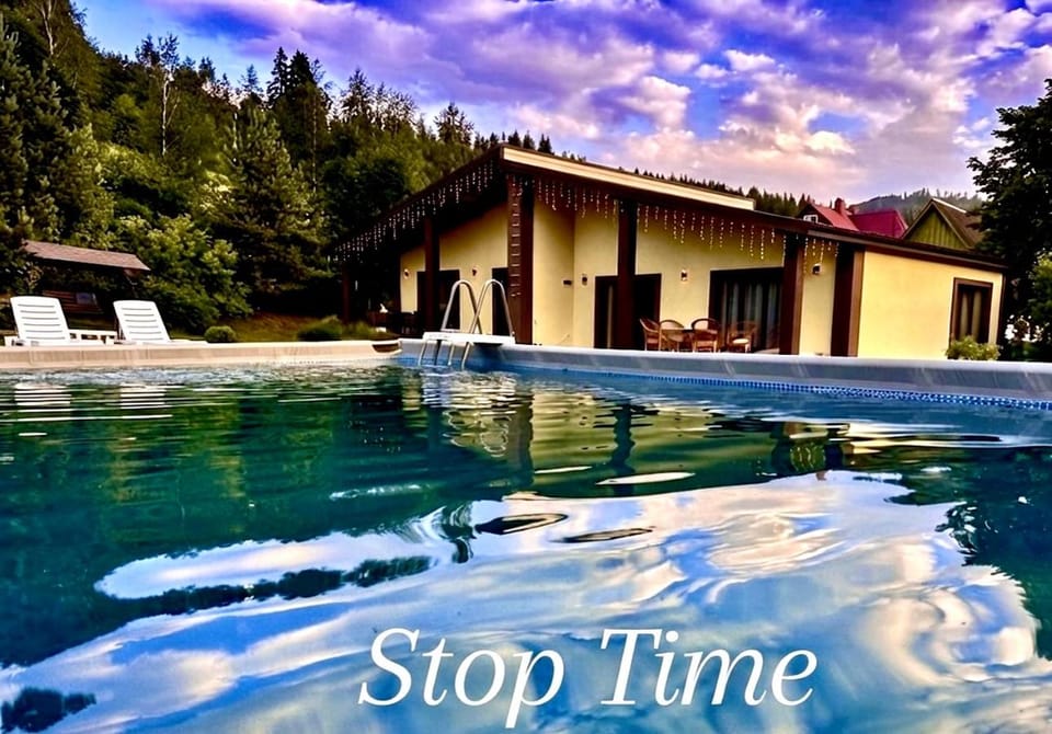Stop Time Villa in Lviv Oblast