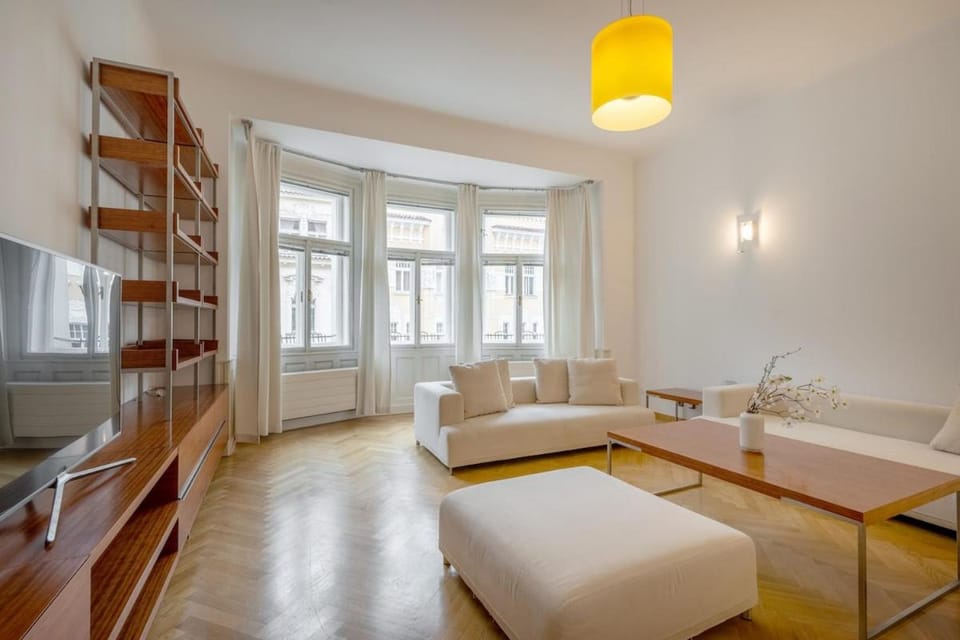 Bright OldTown 2bdr apartment Apartment in Prague