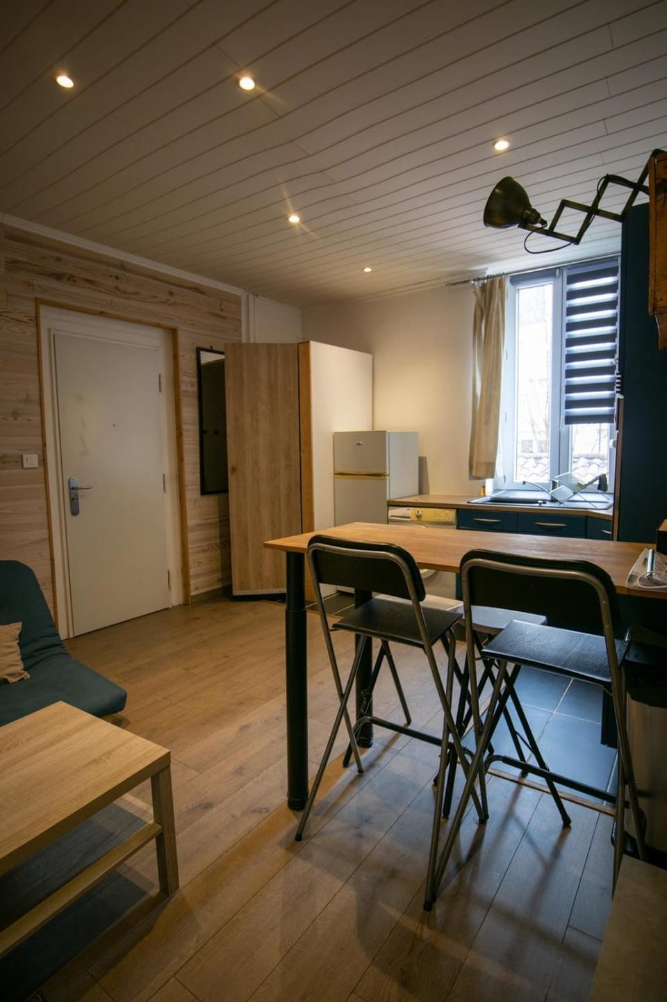 Kitchen or kitchenette, Living room, Dining area