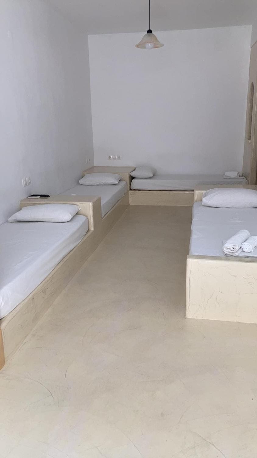 Studio Apartment with kitchenette for 4 guests Ios Greece Apartment in Decentralized Administration of the Aegean