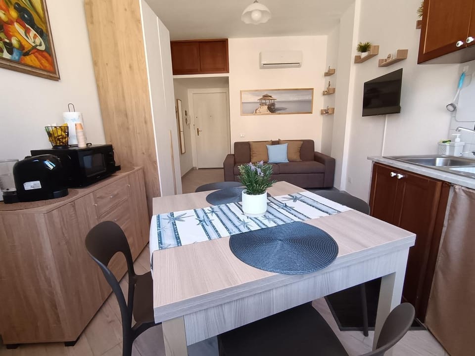 Mondello Sea House Apartment in Palermo