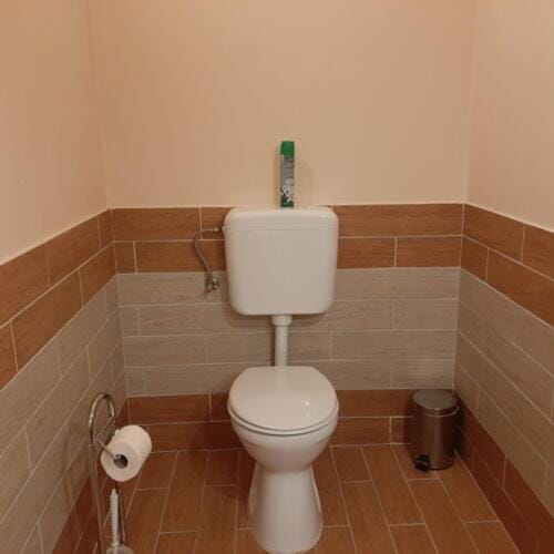 Toilet, Bathroom