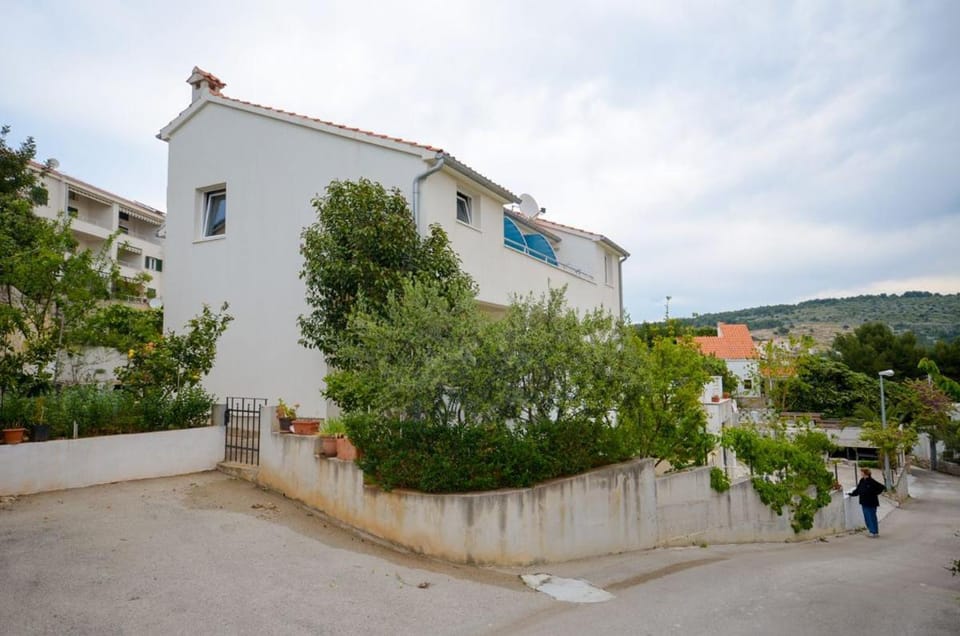Property building, Patio