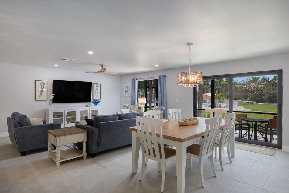 Blind Pass C106 - Upgraded Ground Floor Residence at Blind Pass House in Sanibel Island