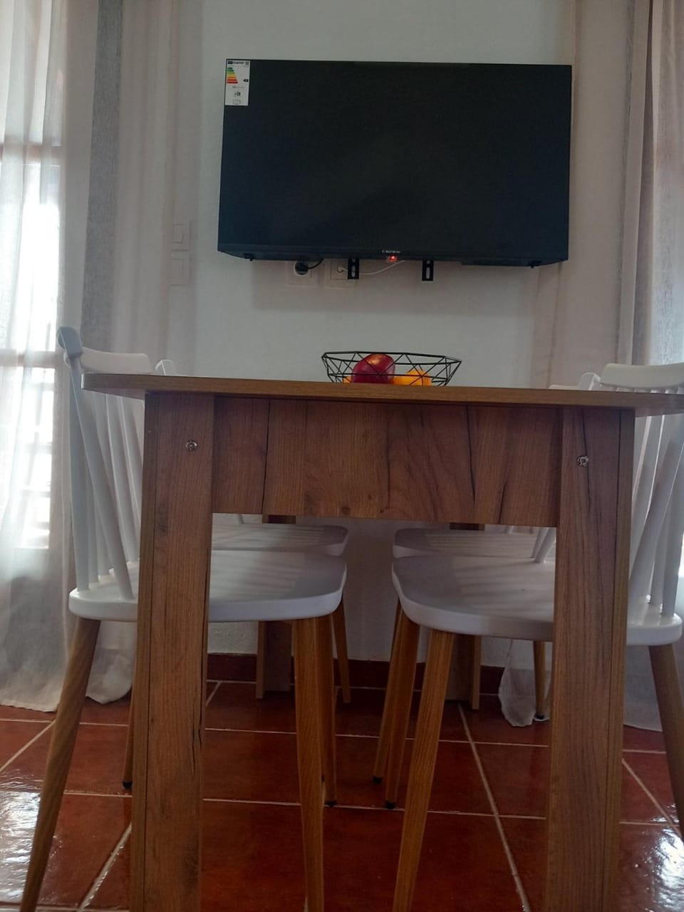 TV and multimedia, Dining area
