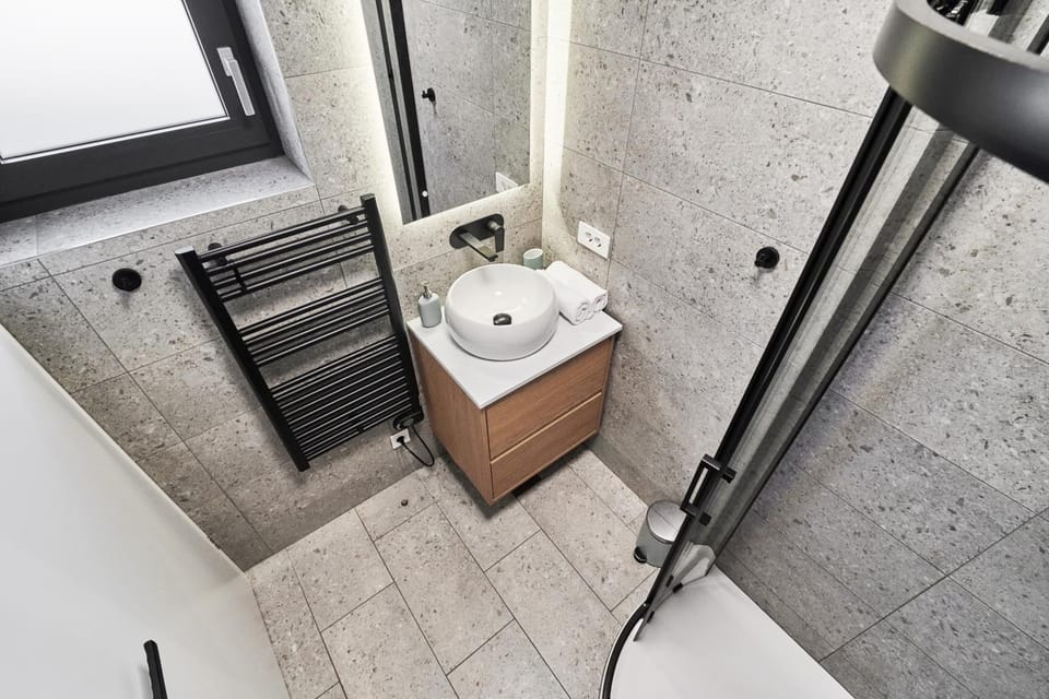 Shower, Bathroom, flat iron, hair dryier