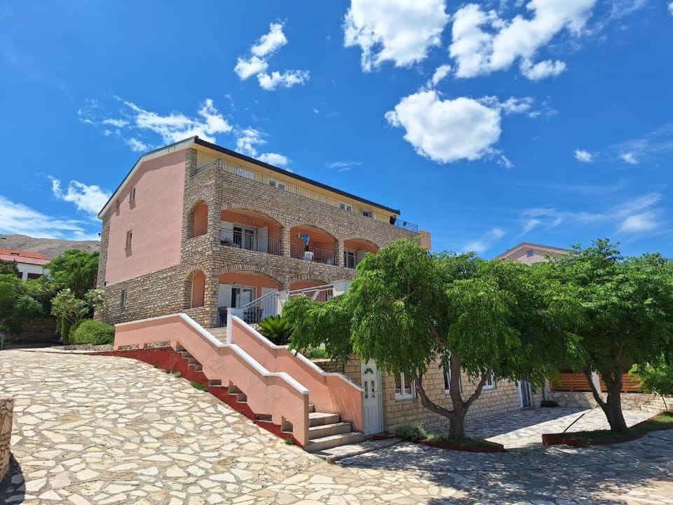 Villa Robert Apartment in Zadar County